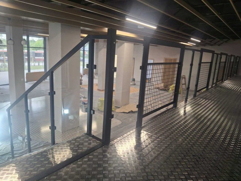 KONSTRUKCJE STALOWE MAŁOGABARYTOWE 