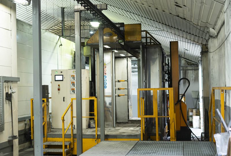 MALOWANIE PROSZKOWE - LAKIEROWANIE PROSZKOWE